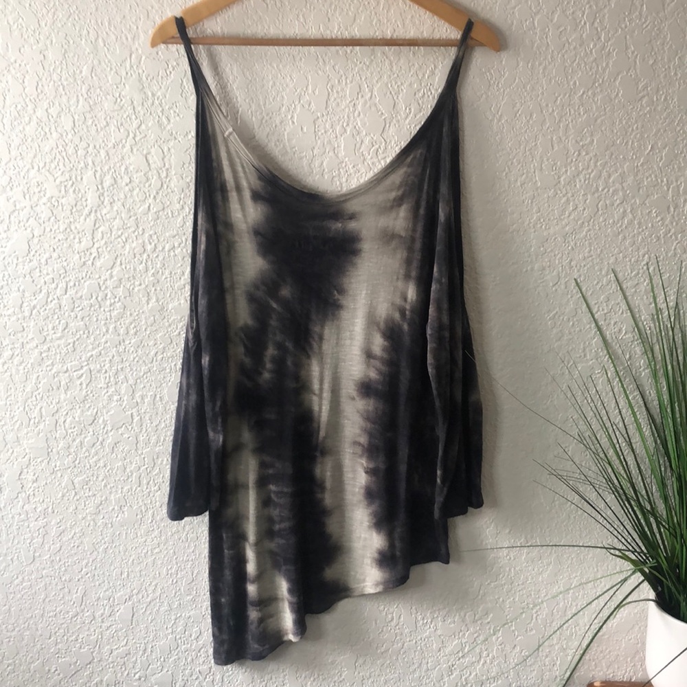 BLUE LIFE Tie Dye Cold Shoulder Tunic
